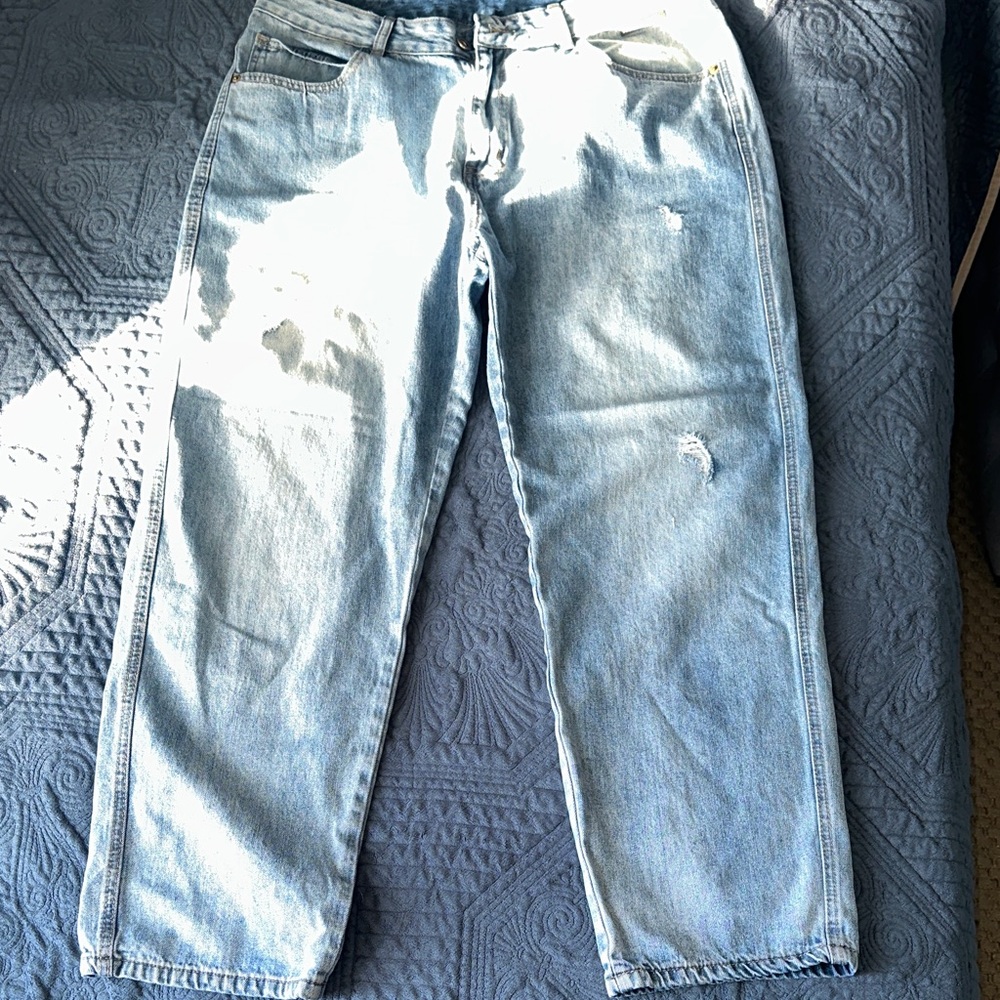Casual Light Blue Relaxed Fit Jeans